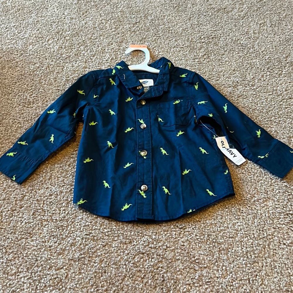 Old Navy BNWT Dinosaur Button down shirt.  18-24 months.